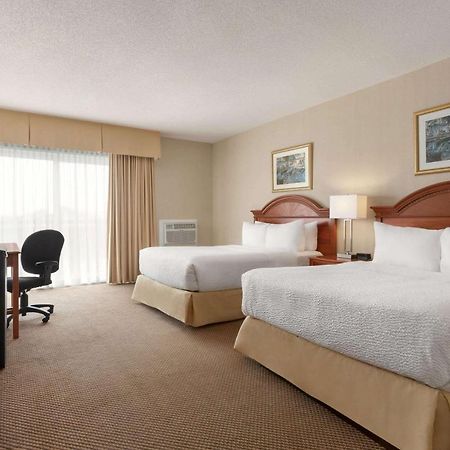 Days Inn By Wyndham Londres Exterior foto